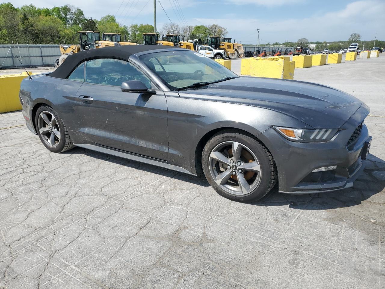 2015 Ford Mustang - Фото 4