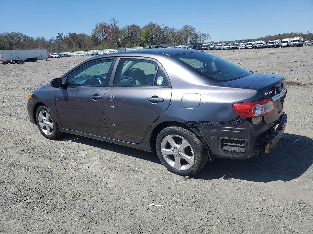 2011 Toyota Corolla Base - Фото 2