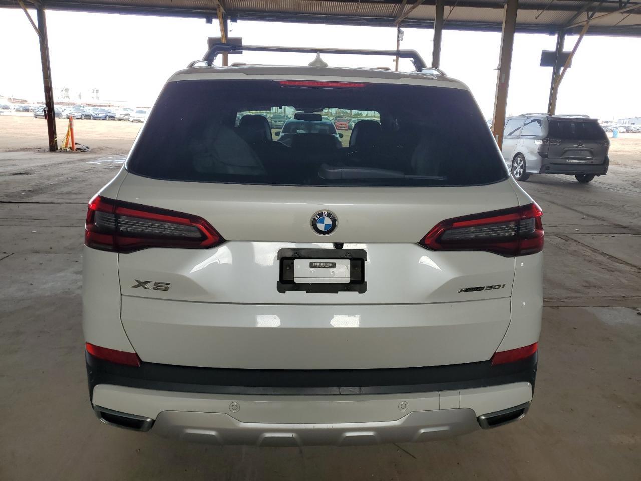2020 BMW X5 xDrive50I - Image 6