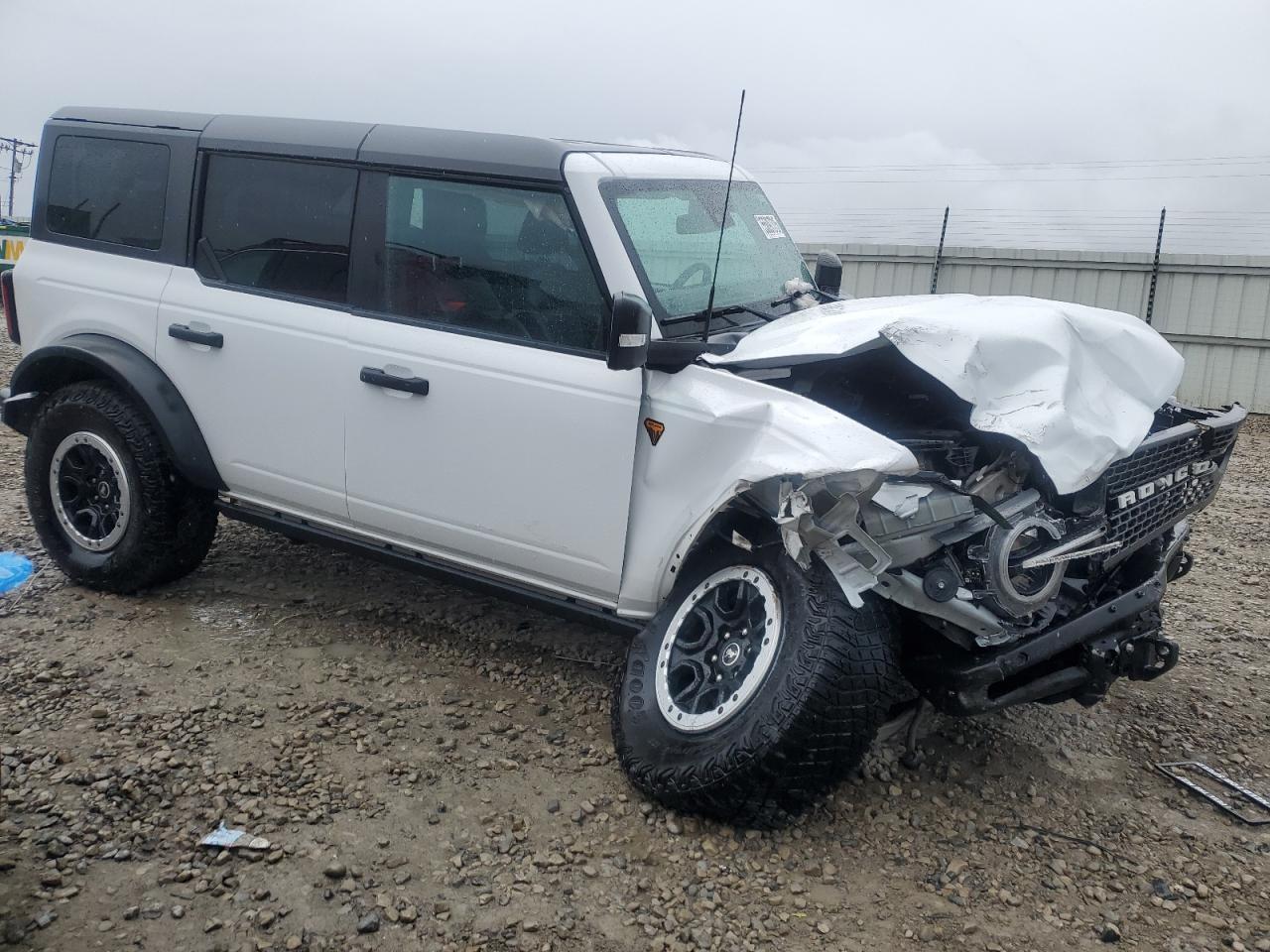 2023 Ford Bronco Base - Фото 4