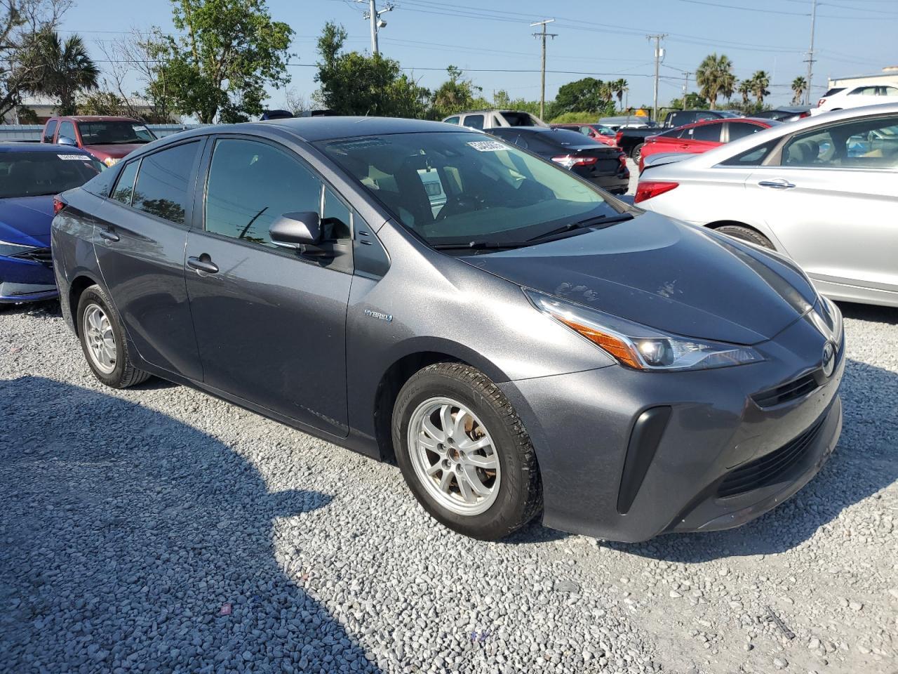 2022 Toyota Prius Night Shade - Фото 4