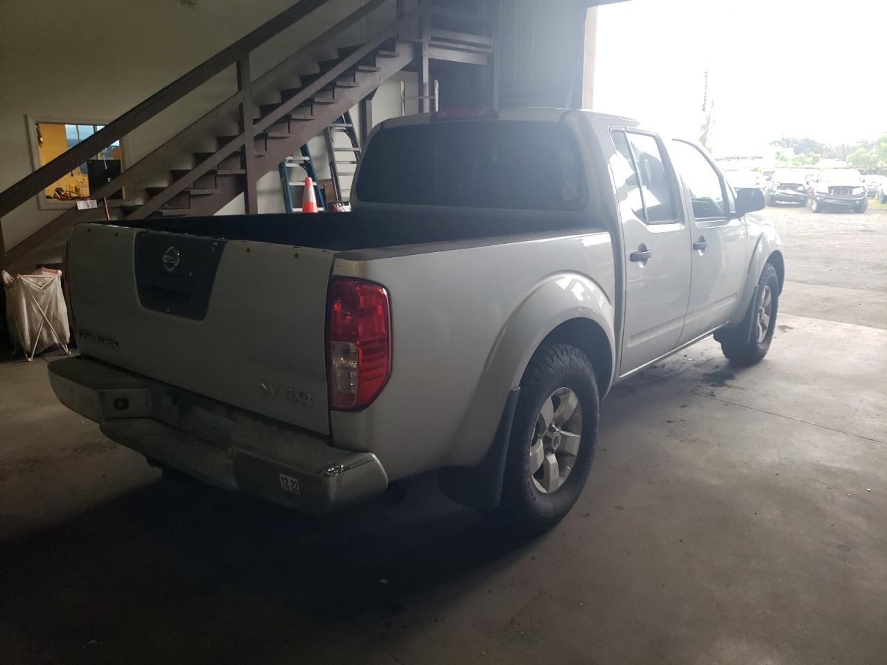 2013 Nissan Frontier S - Фото 3