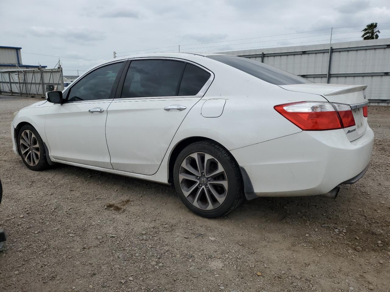 2015 Honda Accord Sport - Фото 2