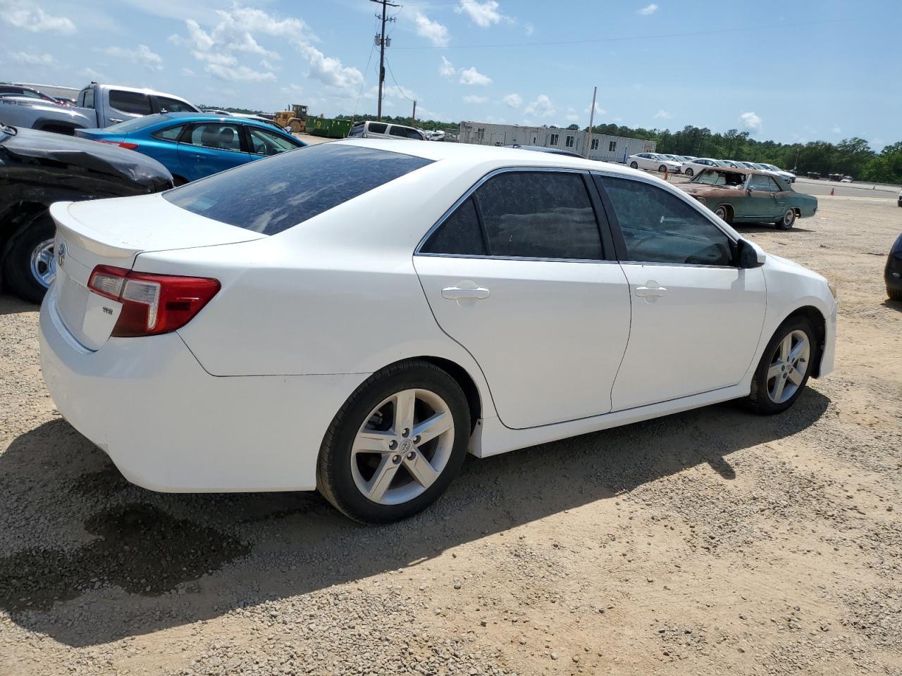 2012 Toyota Camry Base - Image 3