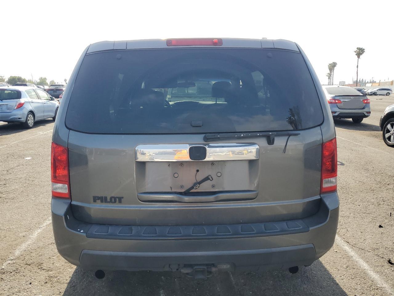 2011 Honda Pilot Lx - Image 6