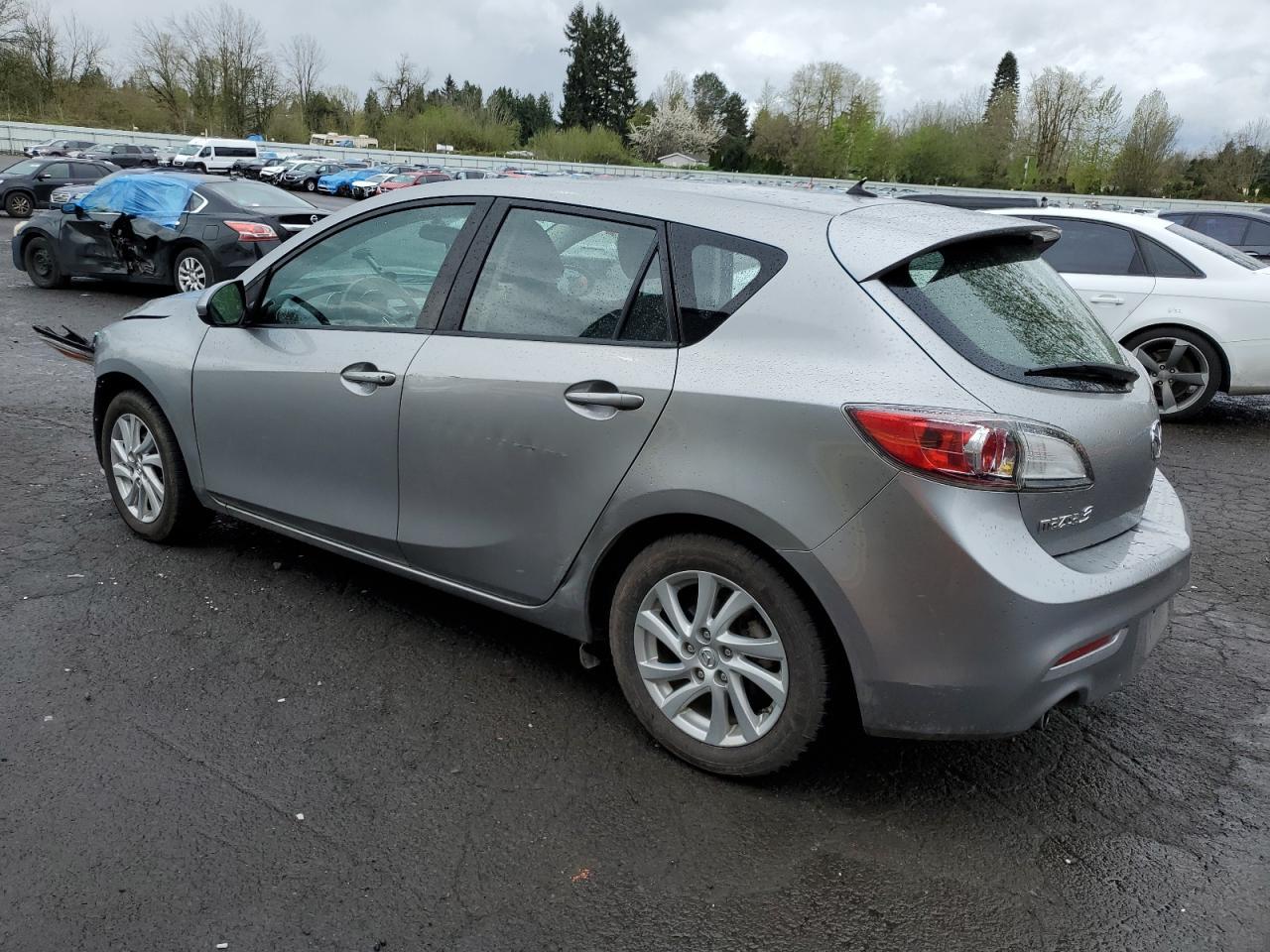 2012 Mazda 3 I - Image 2