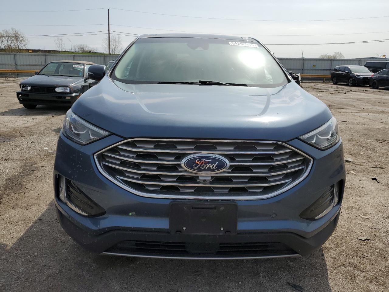 2019 Ford Edge Titanium - Фото 5