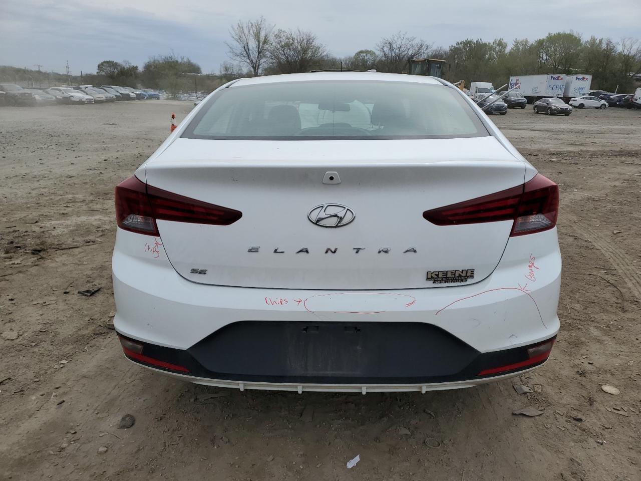 2019 Hyundai Elantra Se - Фото 6