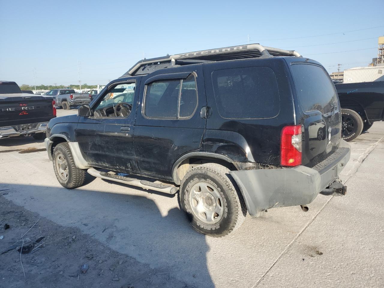 2001 Nissan Xterra Xe - Фото 2