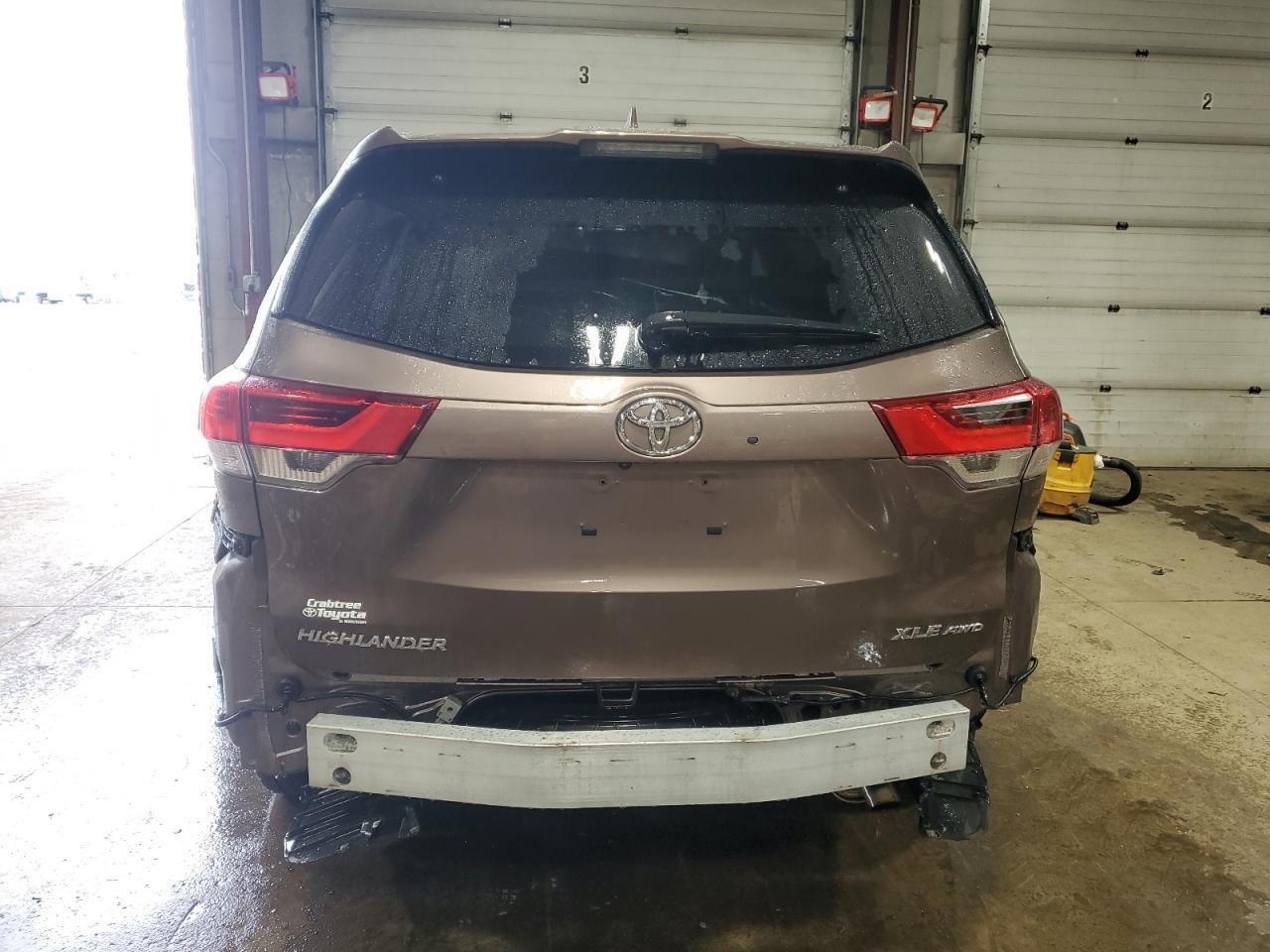 2019 Toyota Highlander Xle - Фото 6
