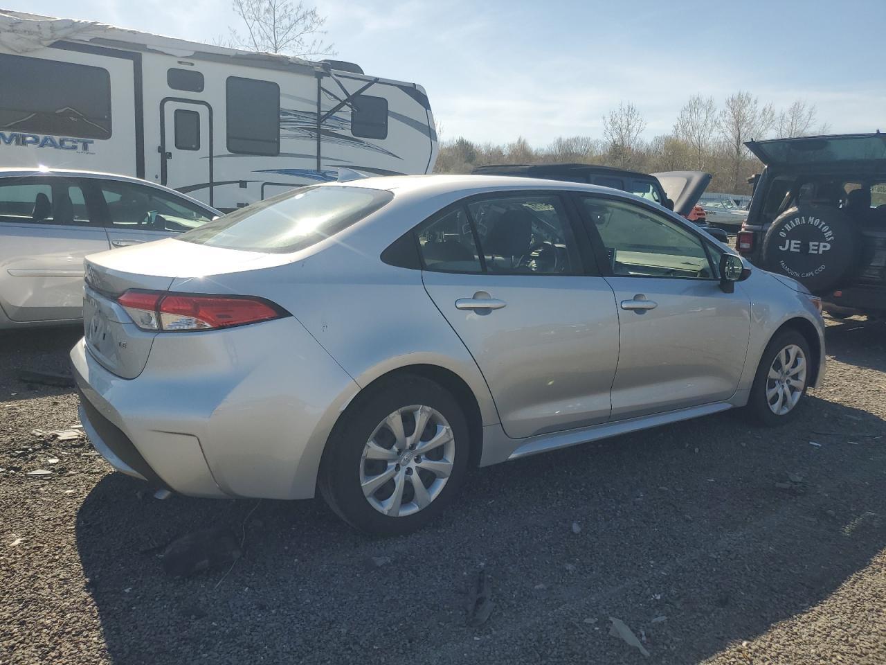 2020 Toyota Corolla Le - Фото 3
