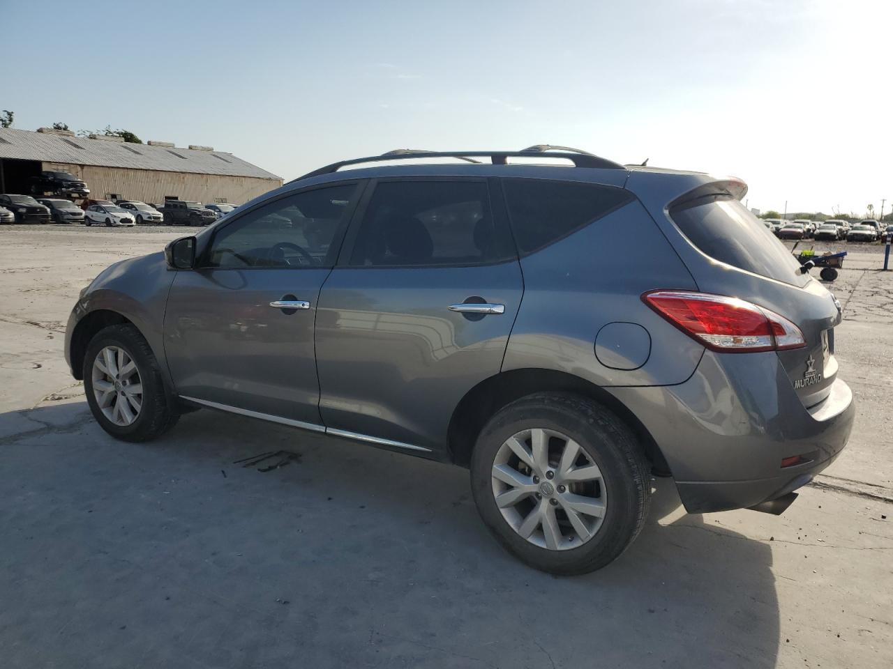 2013 Nissan Murano S - Фото 2