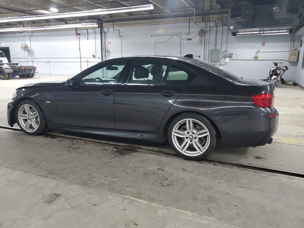 2013 BMW 535 Xi - Фото 2