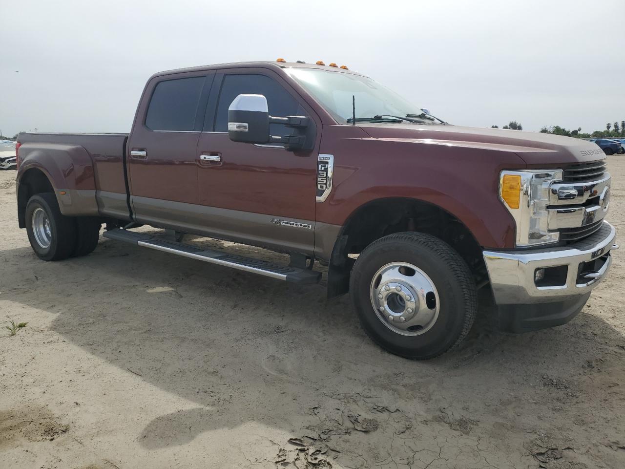 2017 Ford F350 Super Duty - Фото 4