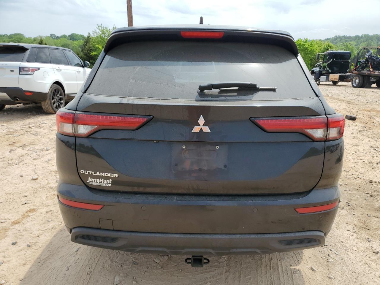 2022 Mitsubishi Outlander Es - Image 6