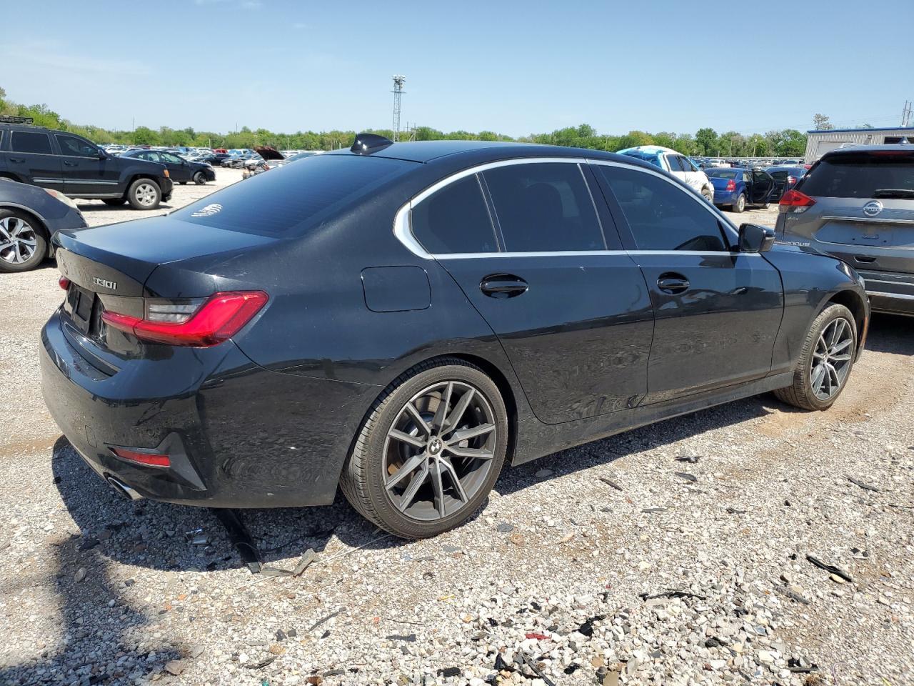 2019 BMW 330I - Фото 3