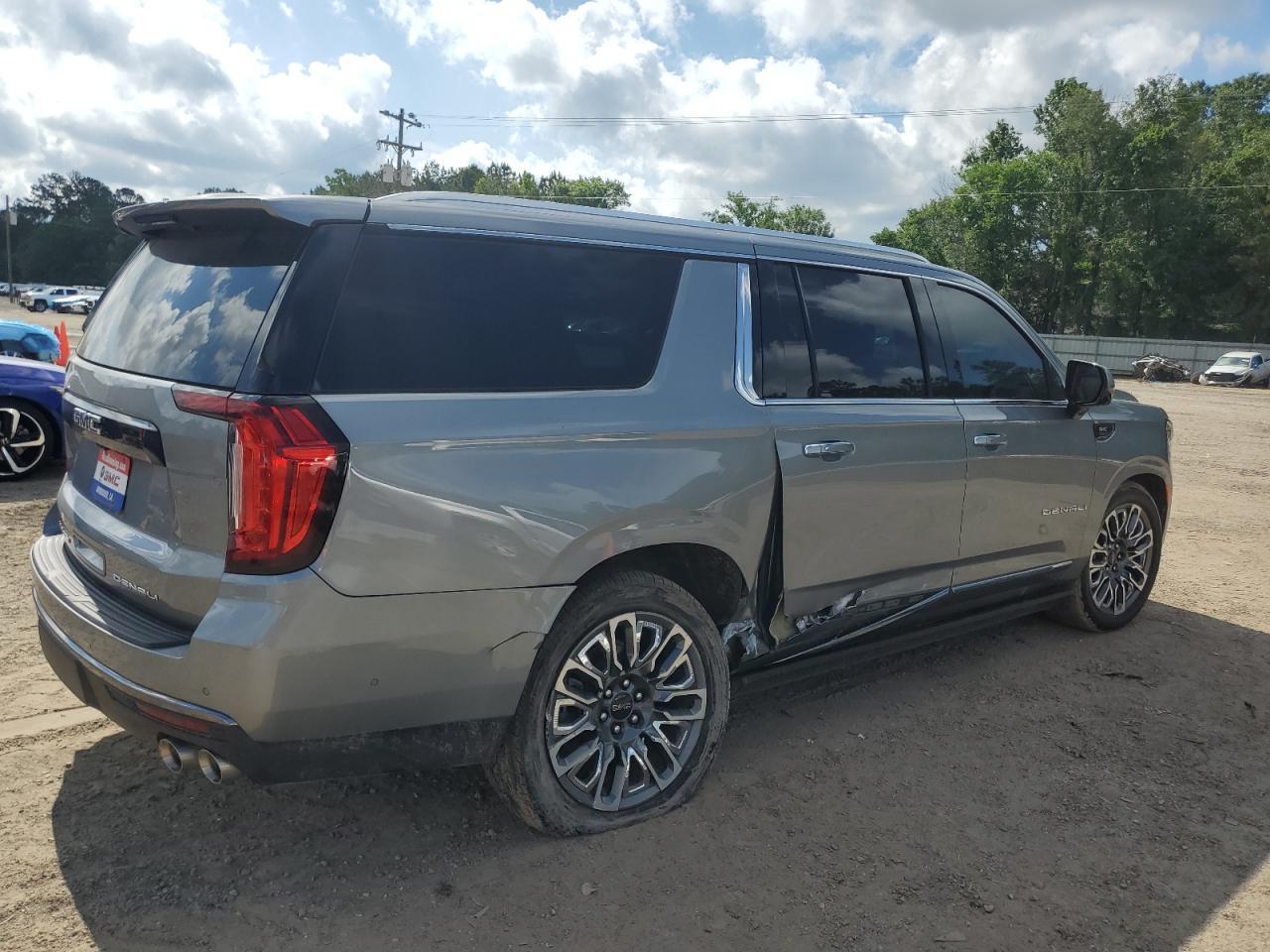 2023 GMC Yukon Xl Denali Ultimate - Фото 3