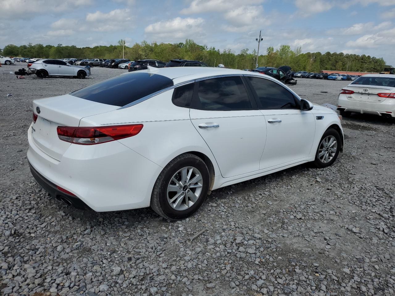 2018 Kia Optima Lx - Image 3