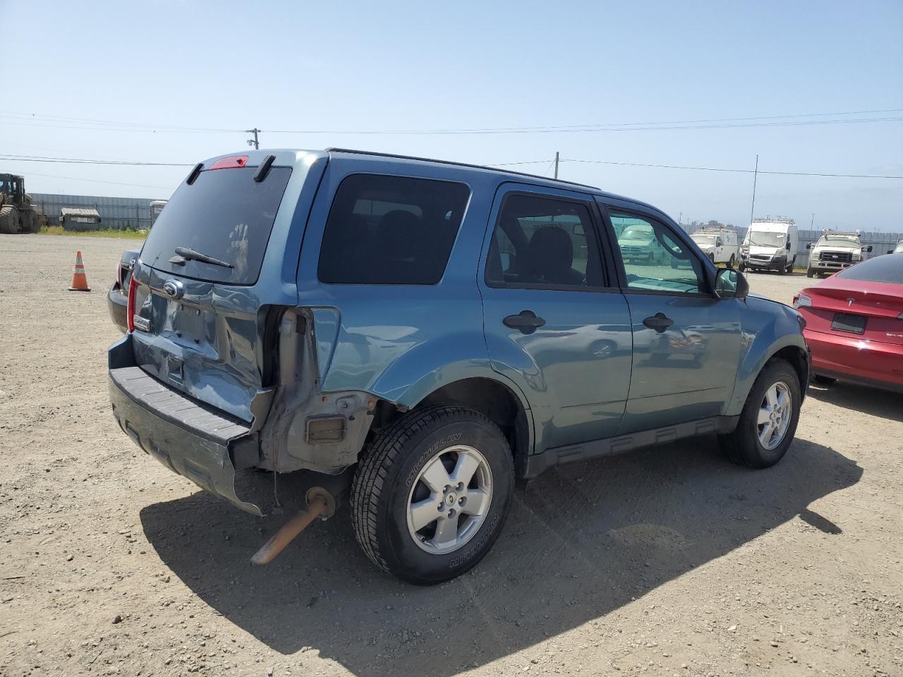 2012 Ford Escape - Фото 3