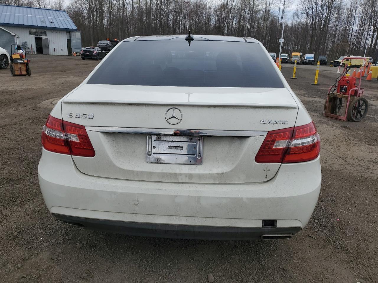 2011 Mercedes-Benz E 350 4Matic - Фото 6