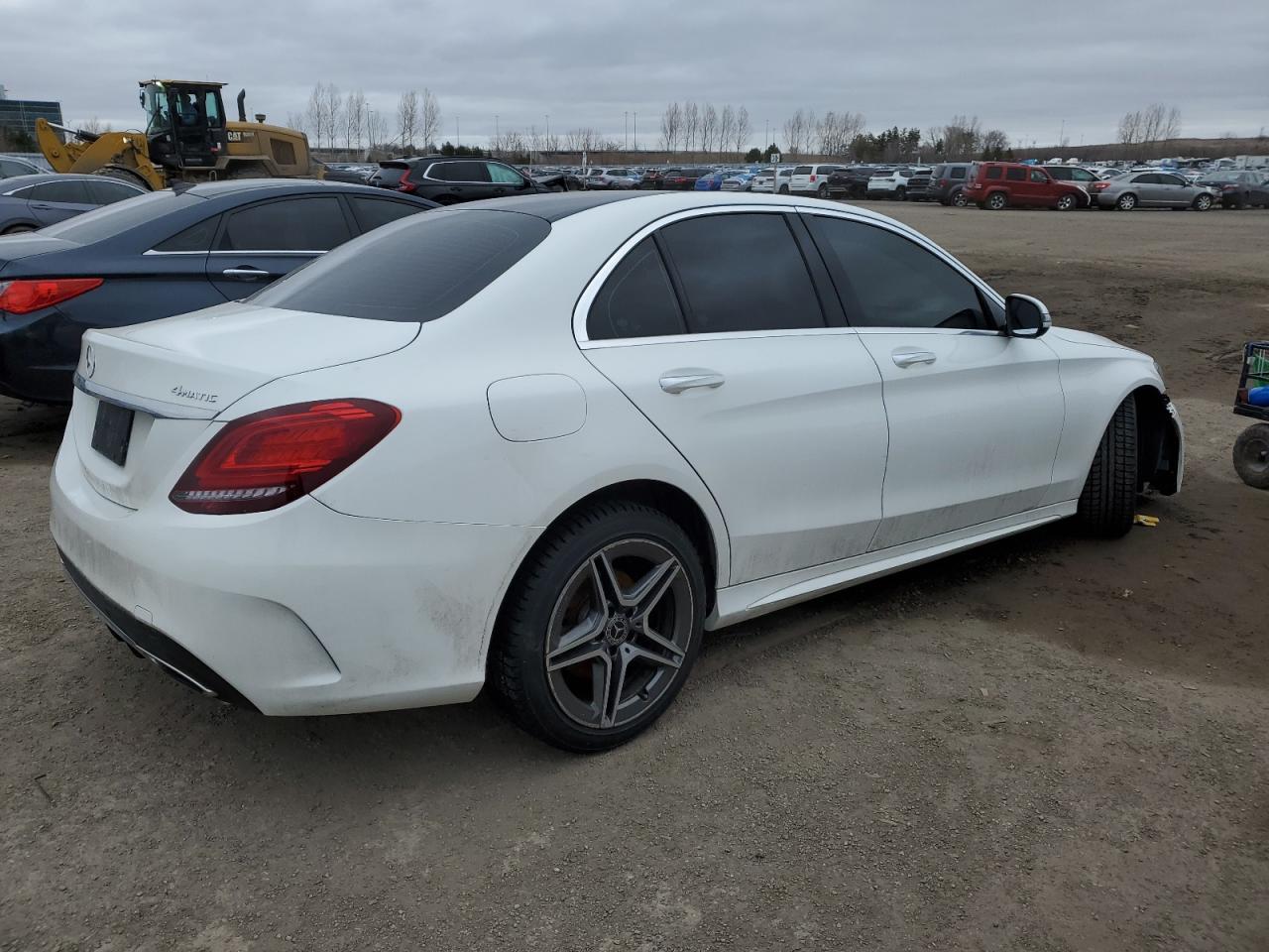 2020 Mercedes-Benz C 300 4Matic - Фото 3