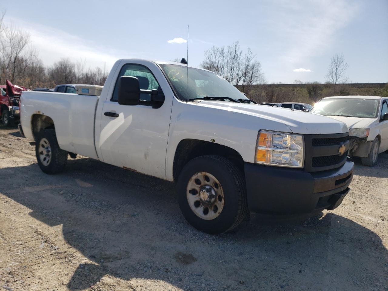 2013 Chevrolet Silverado C1500 - Image 4
