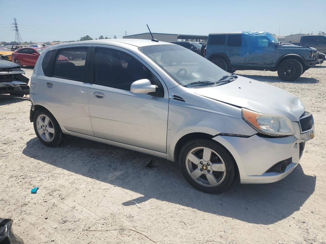 2009 Chevrolet Aveo Ls - Image 4