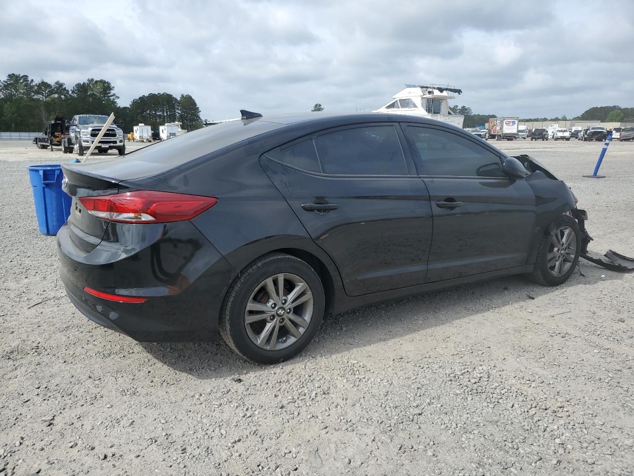 2017 Hyundai Elantra Se - Фото 3