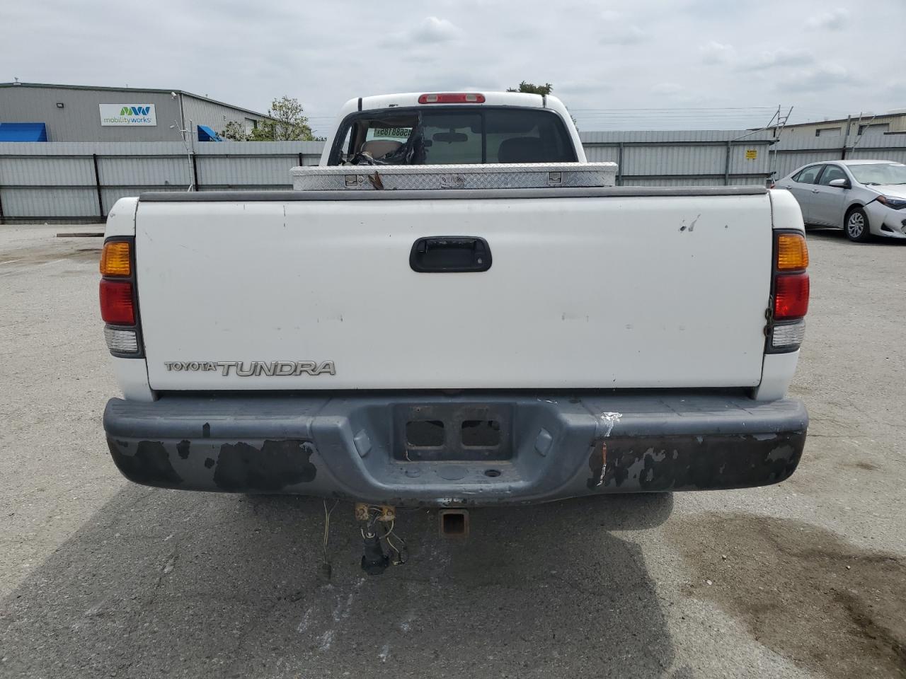 2001 Toyota Tundra - Image 6