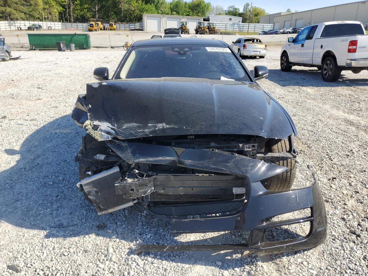 2019 Jaguar Xe Premium - Image 5