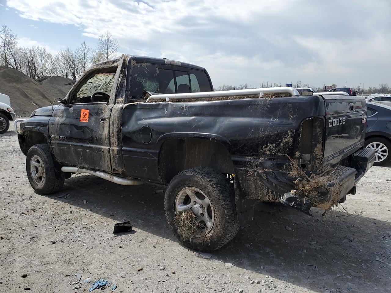2001 Dodge Ram 1500 - Image 2