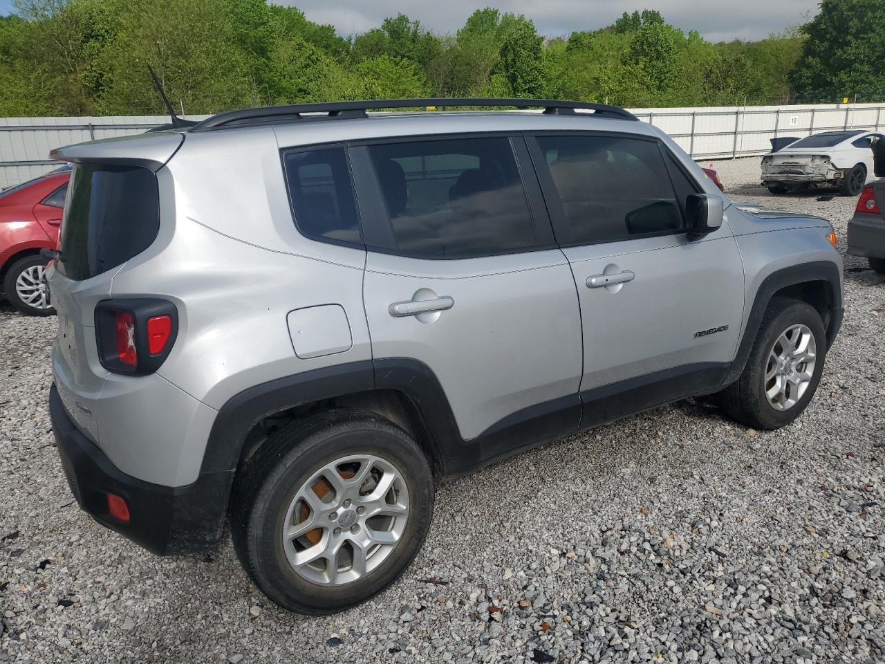 2018 Jeep Renegade Latitude - Фото 3