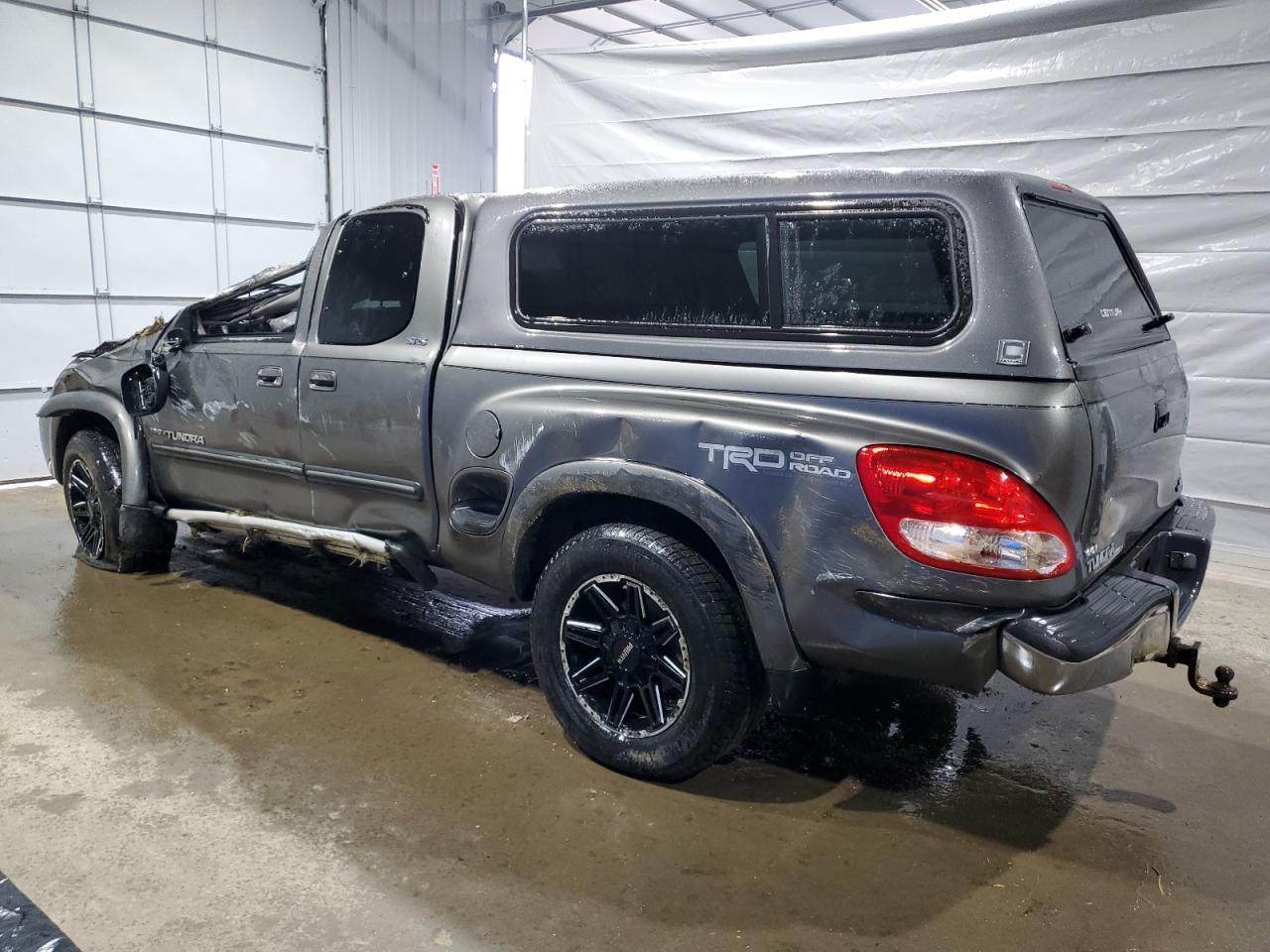 2004 Toyota Tundra Access Cab Sr5 - Image 2
