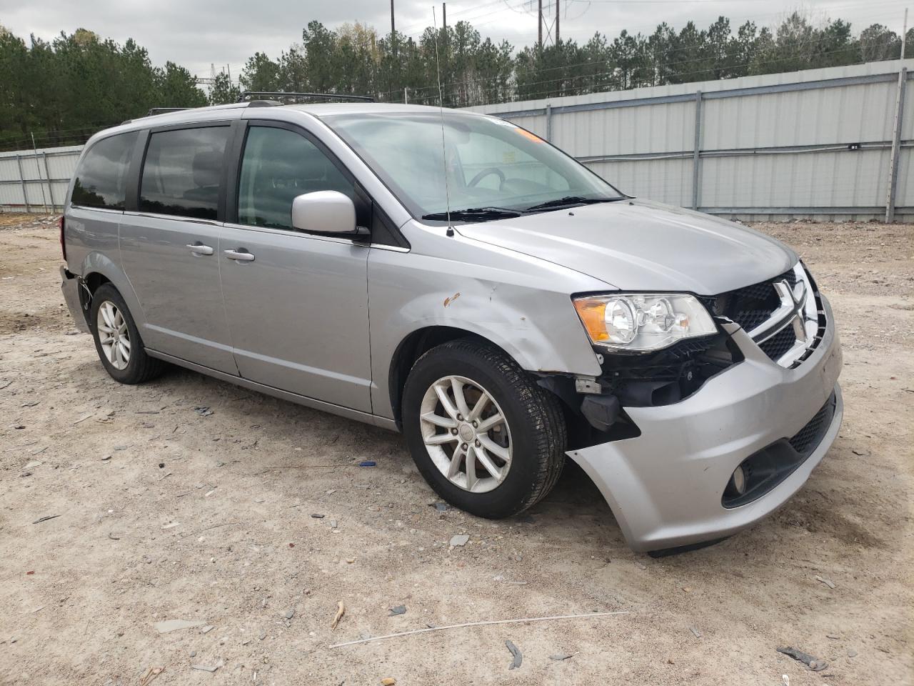 2019 Dodge Grand Caravan Sxt - Image 4