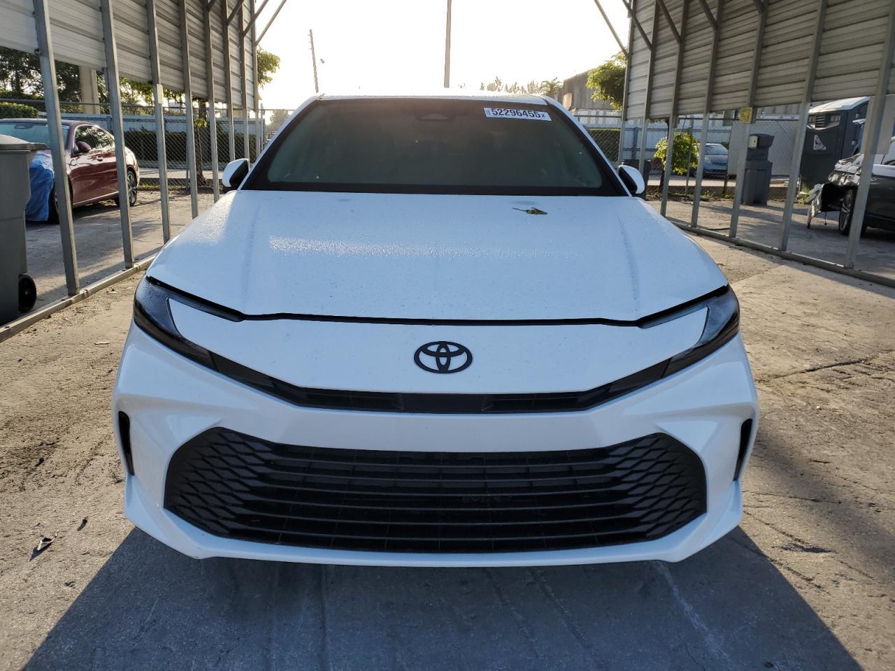 2025 Toyota Camry Xse - Фото 5