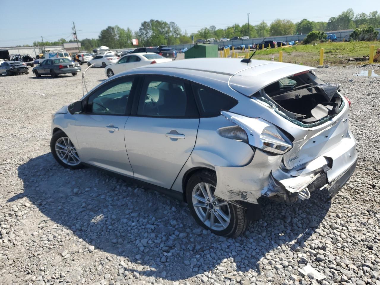 2016 Ford Focus Se - Фото 2