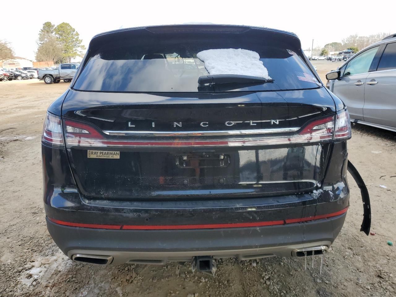 2022 Lincoln Nautilus Reserve - Image 6