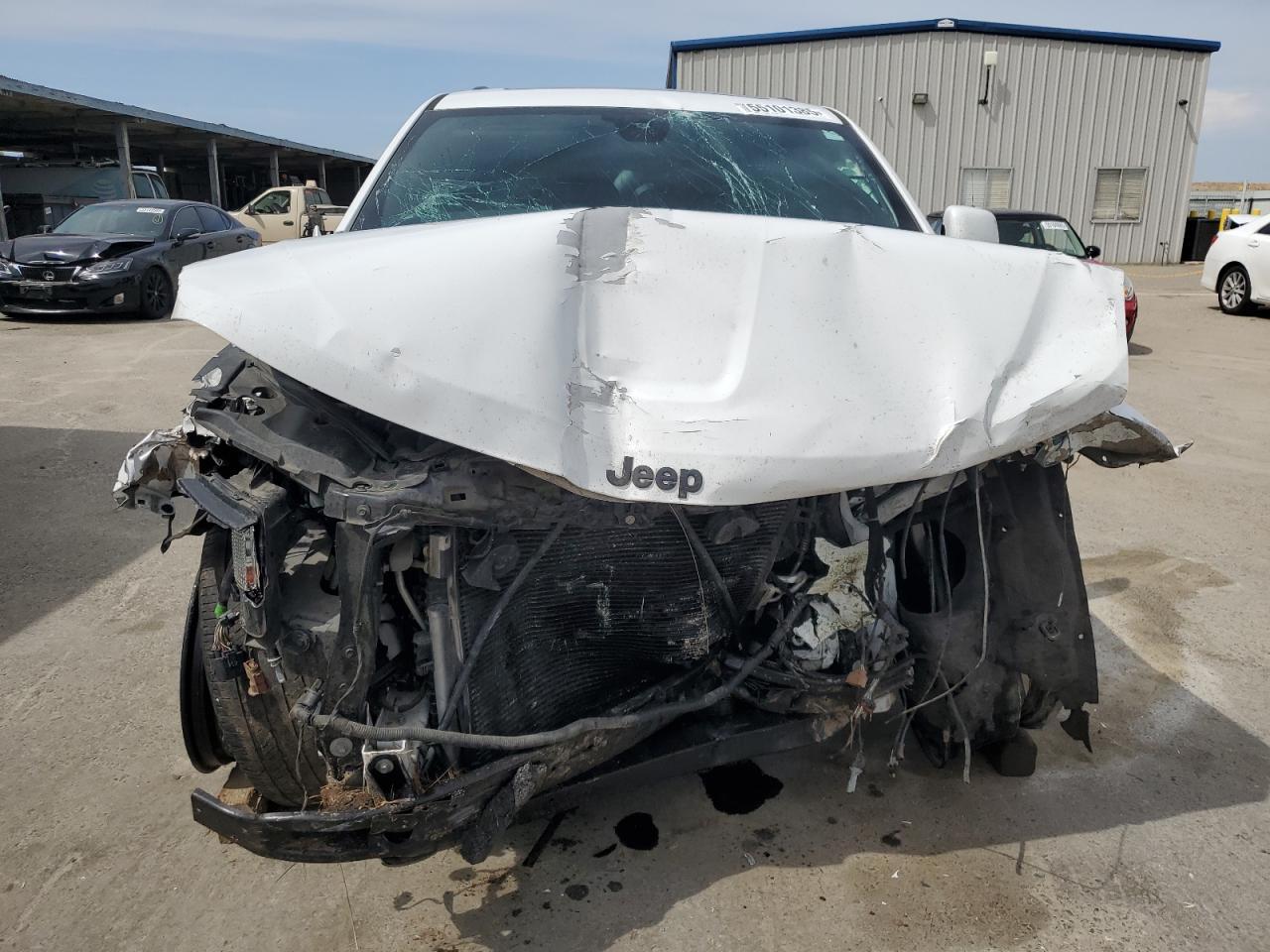 2020 Jeep Grand Cherokee Laredo - Фото 5