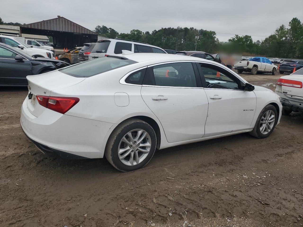 2017 Chevrolet Malibu Lt - Фото 3