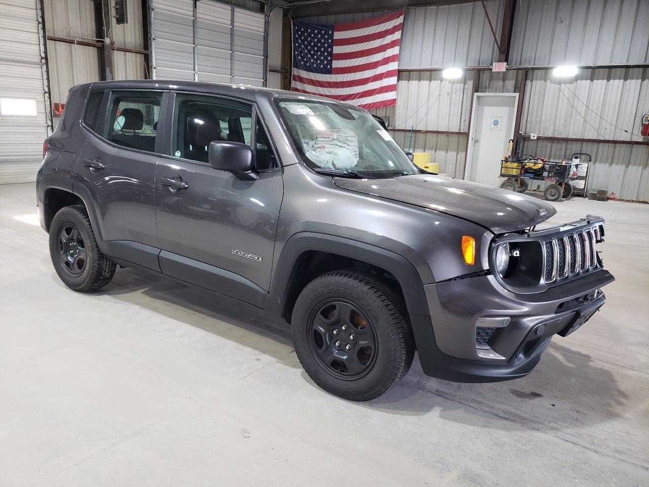 2019 Jeep Renegade Sport - Image 4