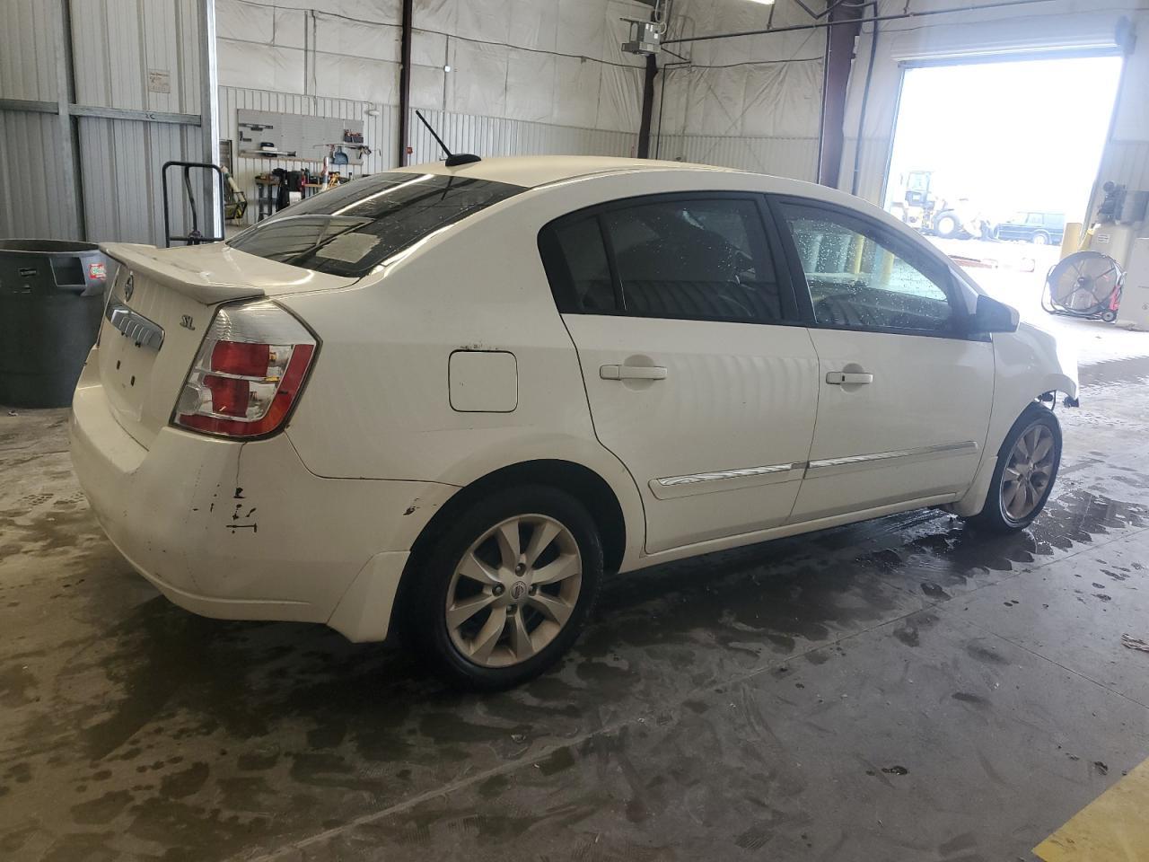 2011 Nissan Sentra 2.0 - Фото 3
