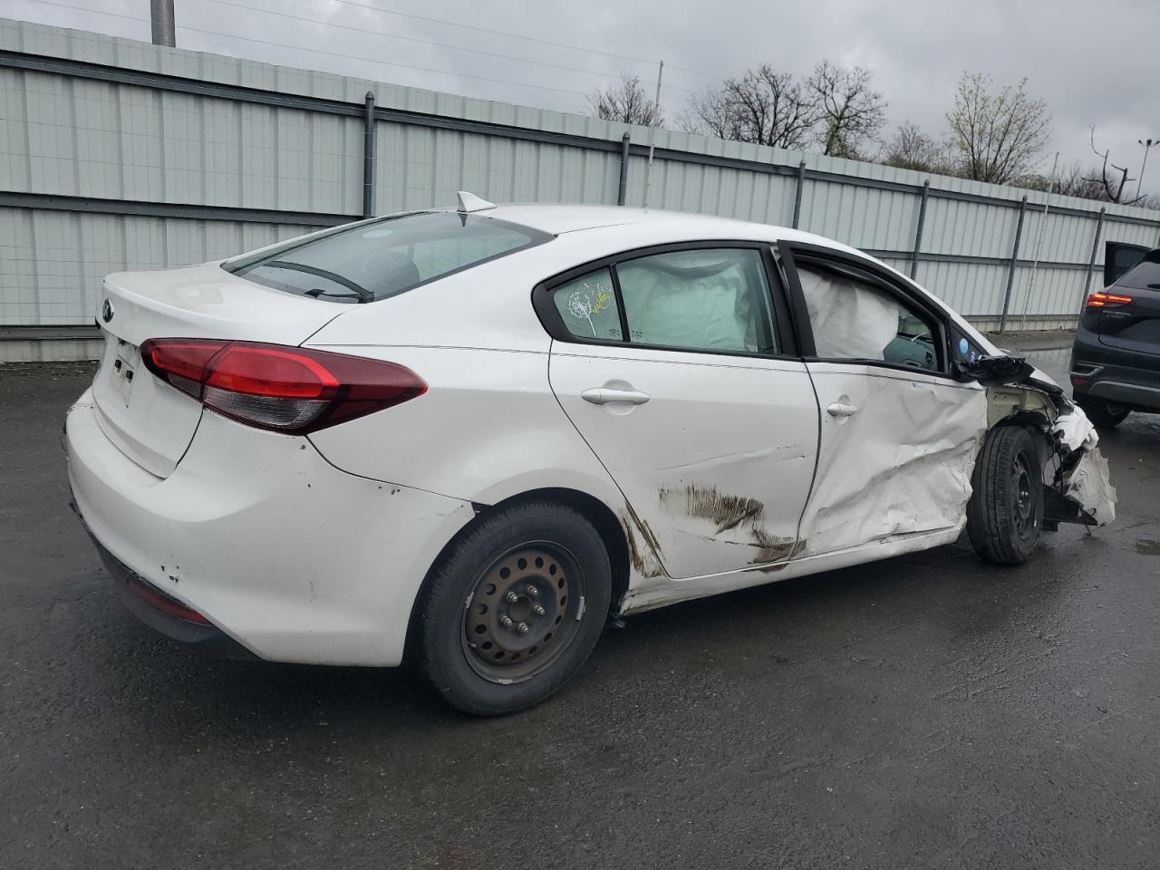2017 Kia Forte Lx - Фото 3