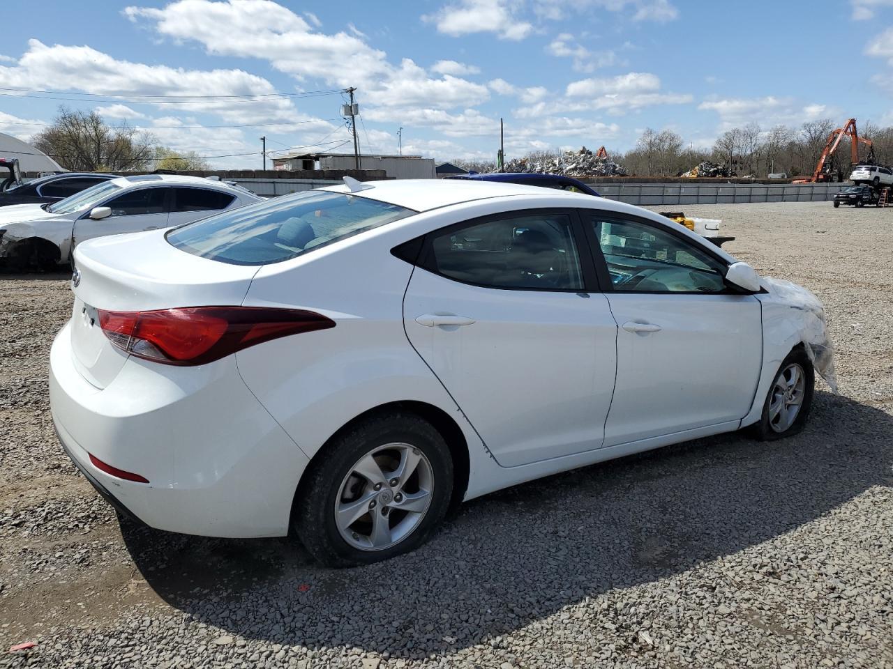 2015 Hyundai Elantra Se - Фото 3