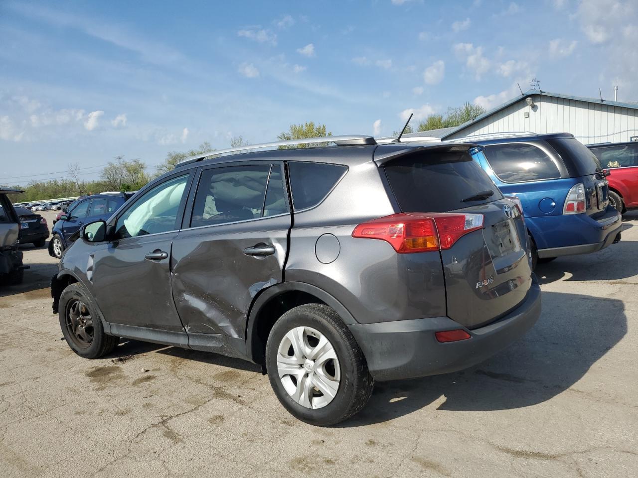 2015 Toyota Rav4 Le - Image 2