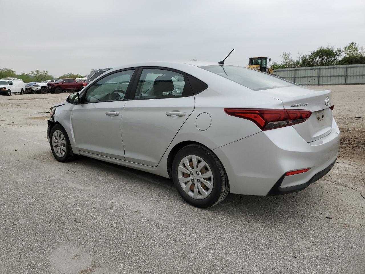 2019 Hyundai Accent Se - Image 2
