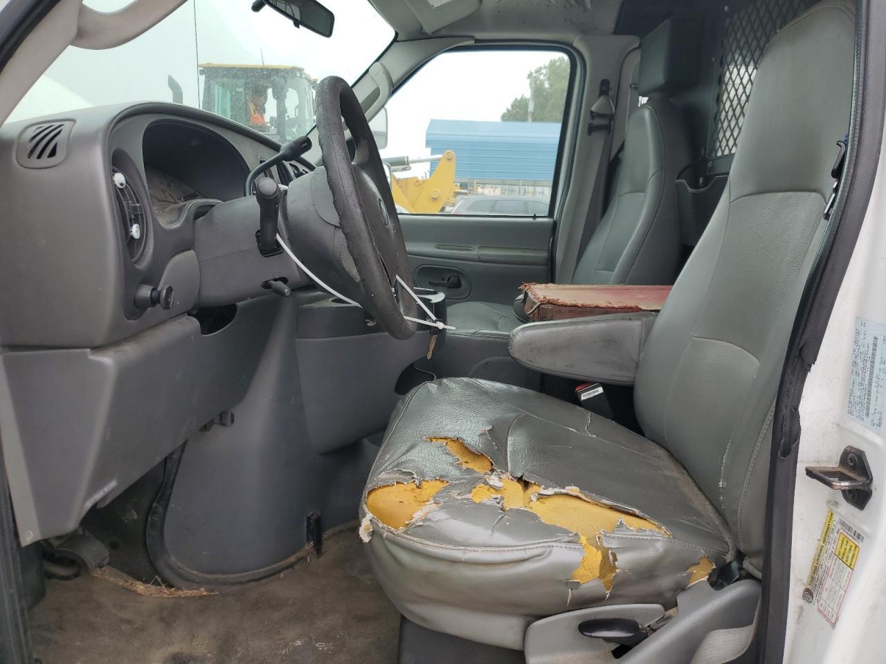 2006 Ford Econoline E350 Super Duty Van - Фото 7