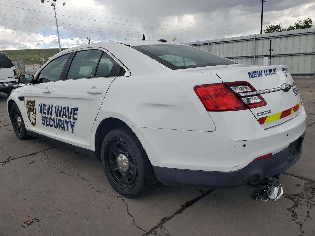 2016 Ford Taurus Police Interceptor - Image 2