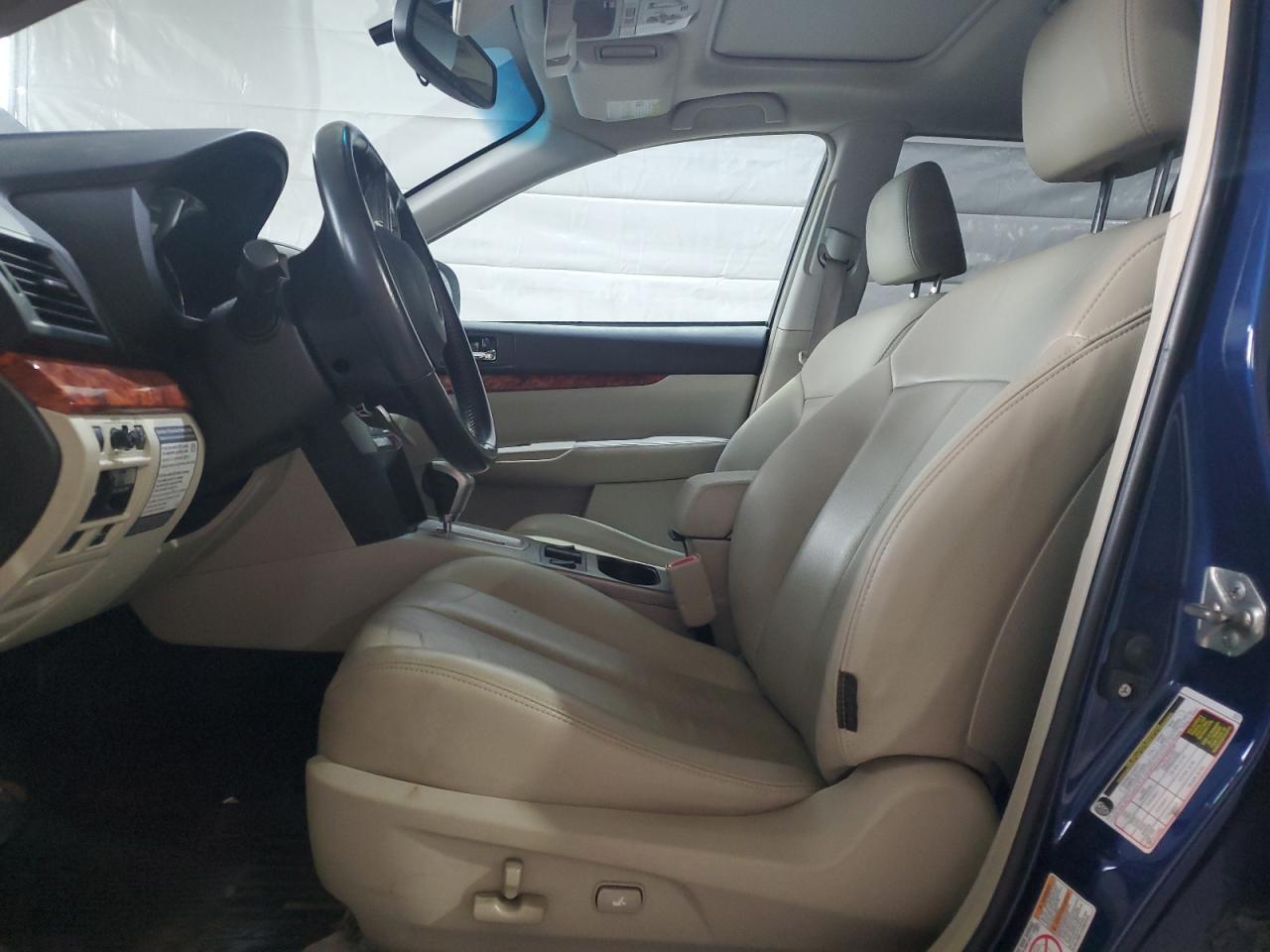 2011 Subaru Outback 3.6R Limited - Фото 7