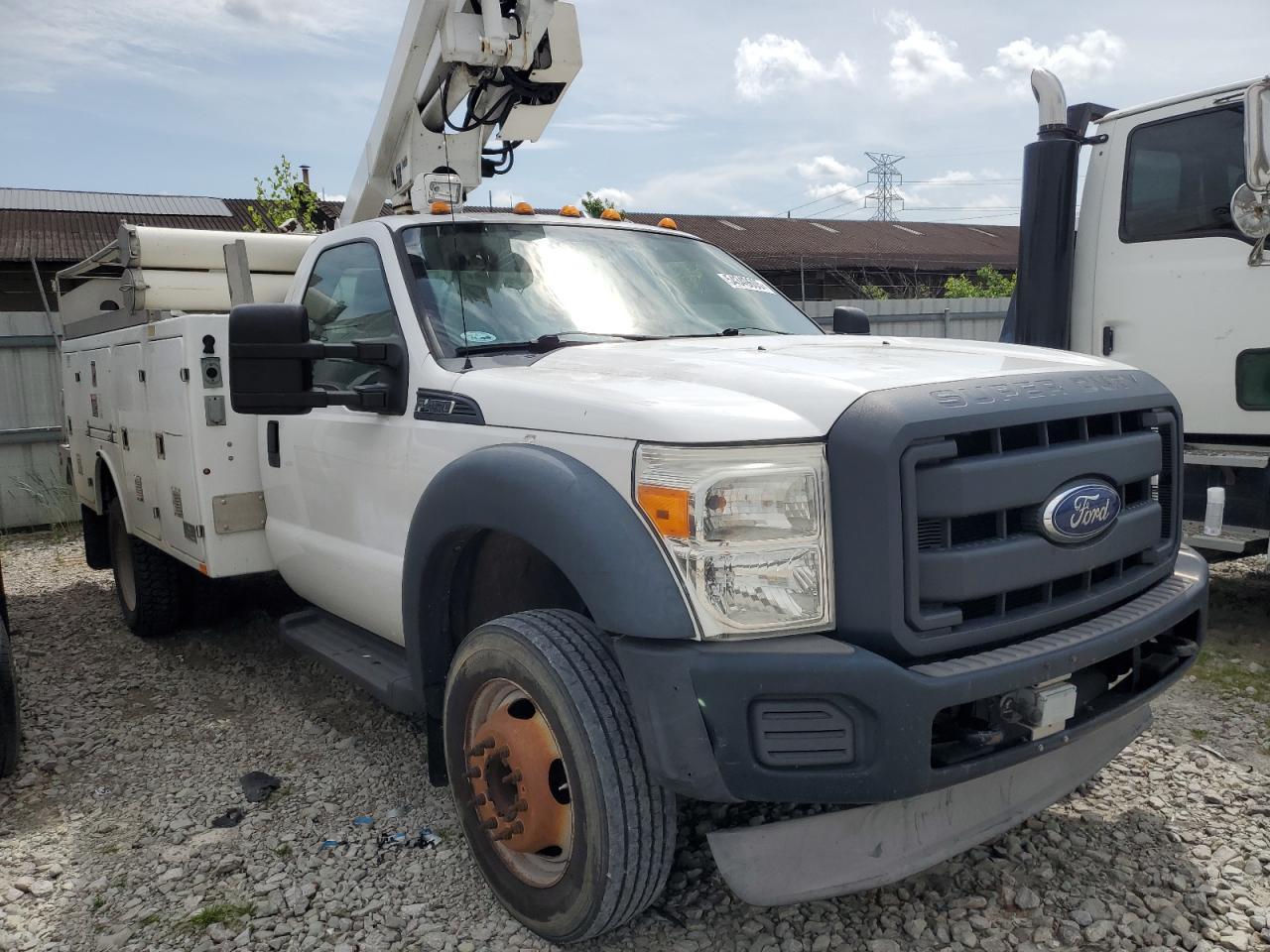 2013 Ford F450 Super Duty - Image 4