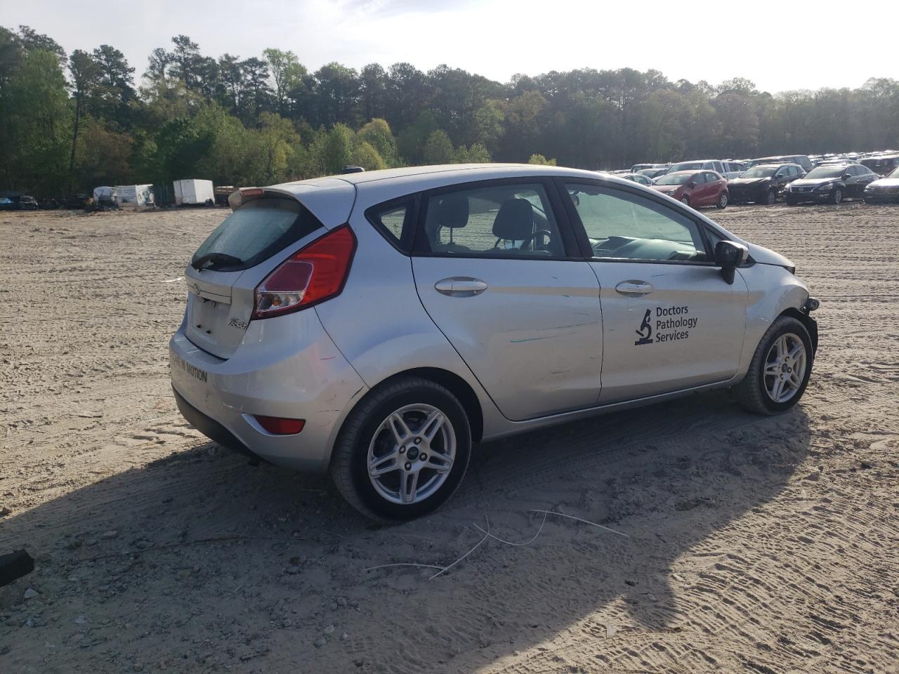 2019 Ford Fiesta Se - Фото 3